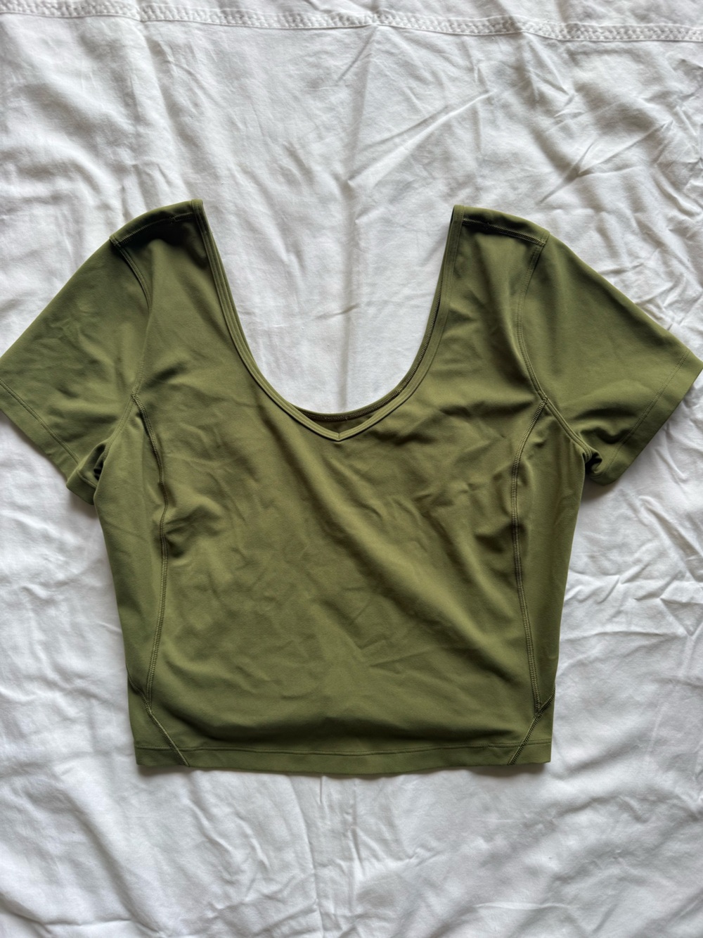 Lululemon Pea Green Crop Top - Sz Large